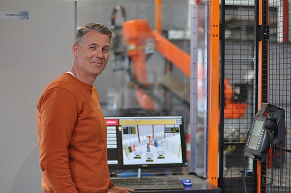Komplett robotcelle klar for produksjon