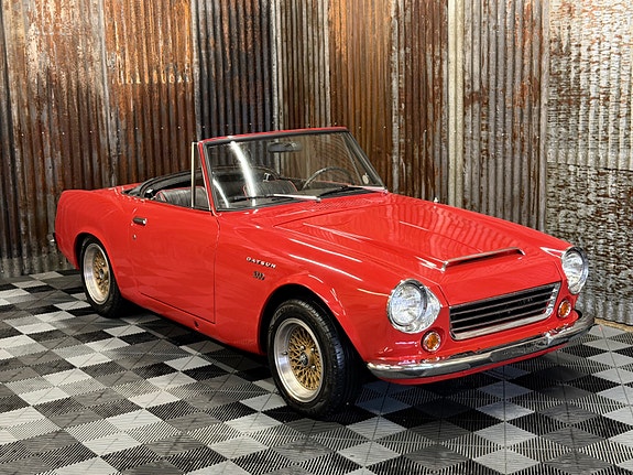 Datsun Fairlady 12 of 30