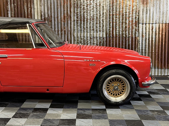 Datsun Fairlady 4 of 30