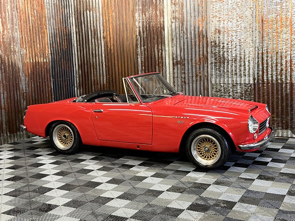 Datsun Fairlady 13 of 30