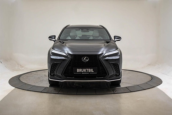 Lexus NX450h 8 of 30