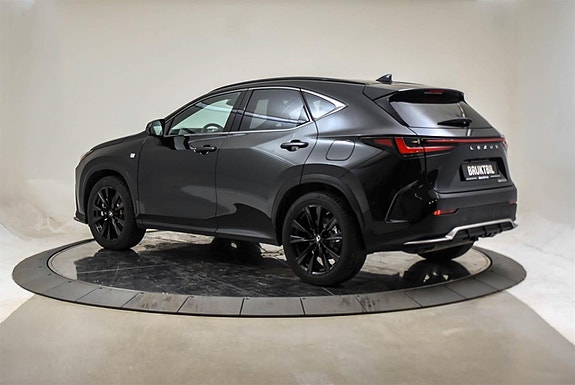 Lexus NX450h 3 of 30