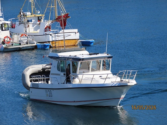 Nord Star 28 Patrol - Volvo Penta D6-350 DPH 2 of 5