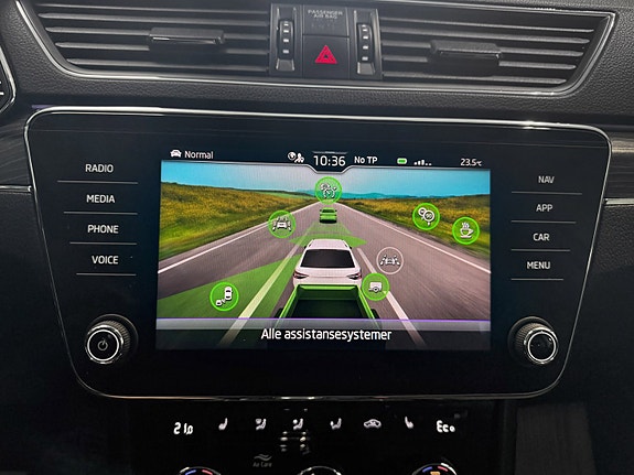 Skoda Superb 13 of 22