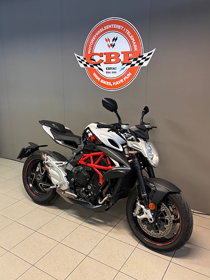 MV Agusta Brutale 800 Dragster RR
