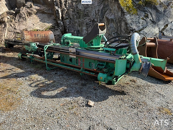 Montabert CPA 250 boretårn m/ Hc50 hammer, vinkelmåler og meterteller 2 of 5