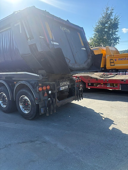 Scania S730 Carnehl asfalt 9 of 18
