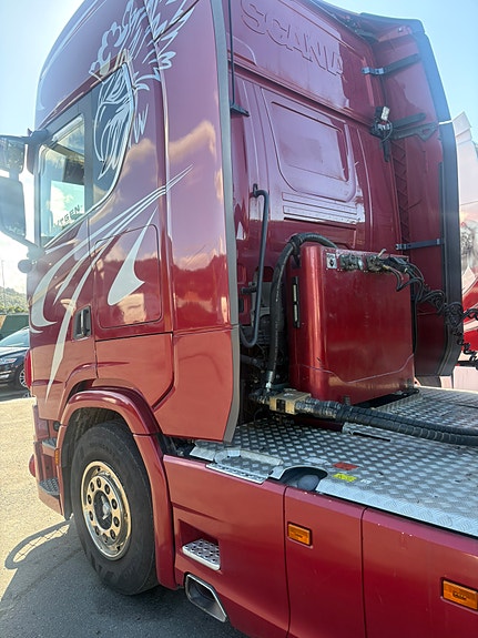 Scania S730 Carnehl asfalt 3 of 18