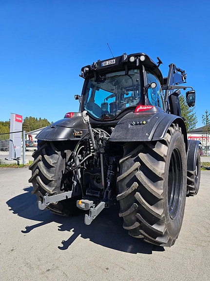 Valtra T235DST 2023, kr 1 745 000,-