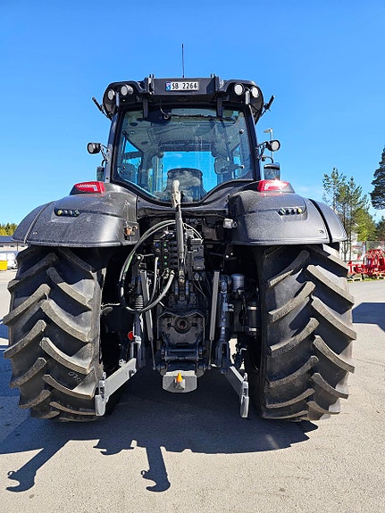 Valtra T235DST 2023, kr 1 745 000,-
