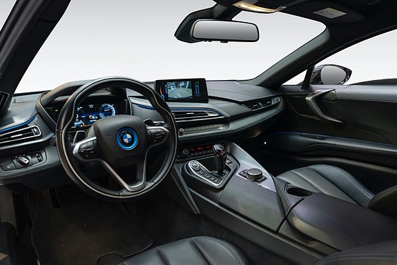 BMW i8 14 of 30