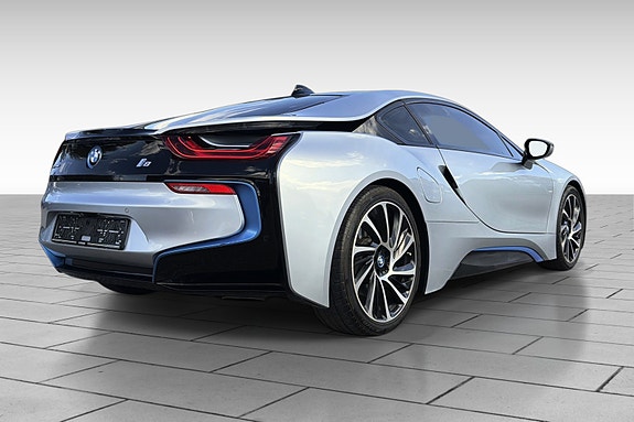 BMW i8 11 of 28