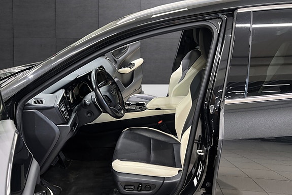 Lexus NX450h 15 of 22