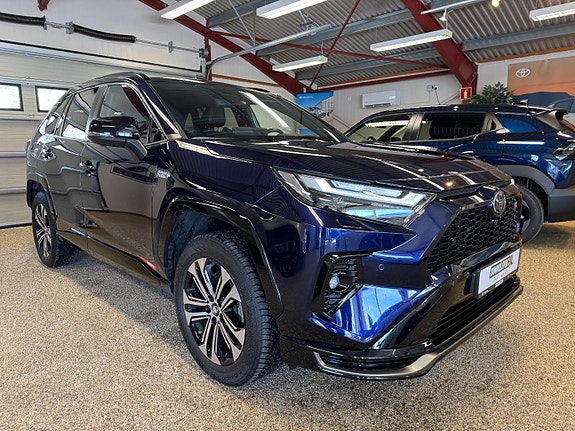 Toyota RAV4 9 of 30