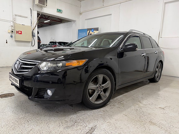 Honda Accord 2 of 30