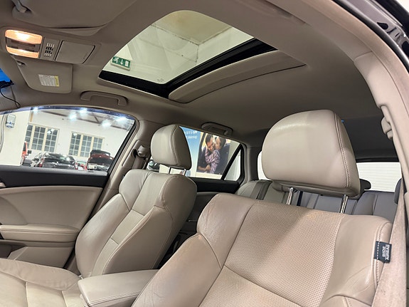 Honda Accord 26 of 30