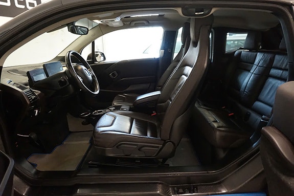 BMW i3 10 of 30