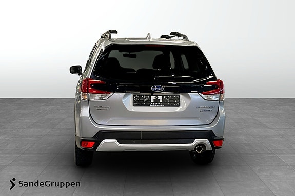 Subaru Forester 4 of 5