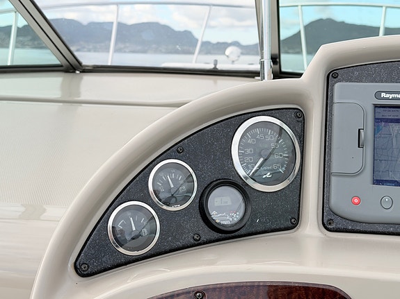 Sea Ray 275 Amberjack 807 gangtimer. KAD300. Polert og bunnsmørt 25 of 30