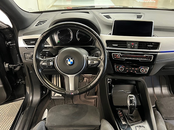BMW X2 27 of 30