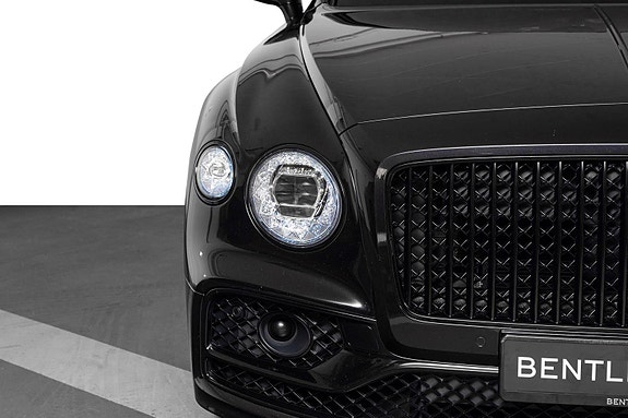 Bentley Flying Spur 13 of 30