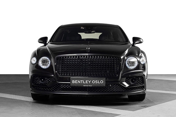 Bentley Flying Spur 12 of 30