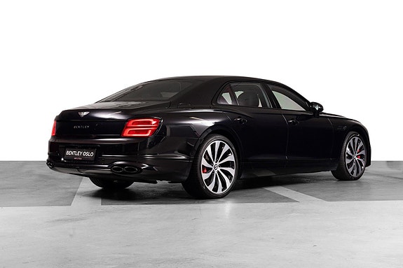 Bentley Flying Spur 2 of 5