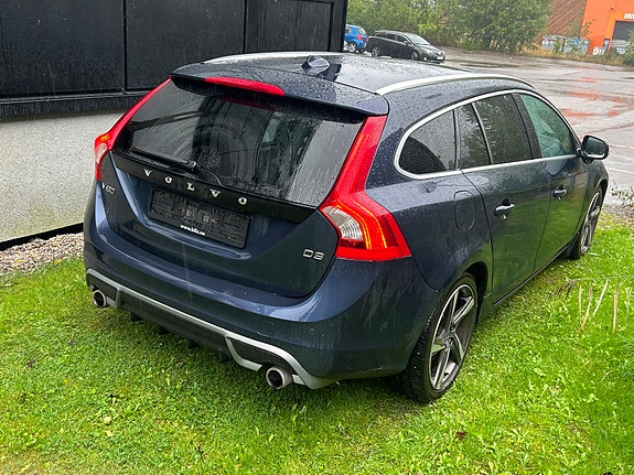 Volvo V60 12 of 30