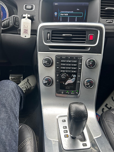 Volvo V60 13 of 30