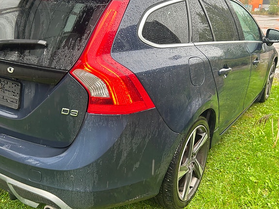 Volvo V60 19 of 30