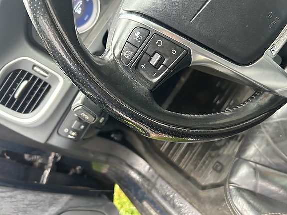 Volvo V60 26 of 30
