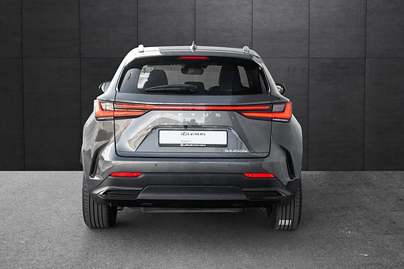 Lexus NX450h 3 of 18