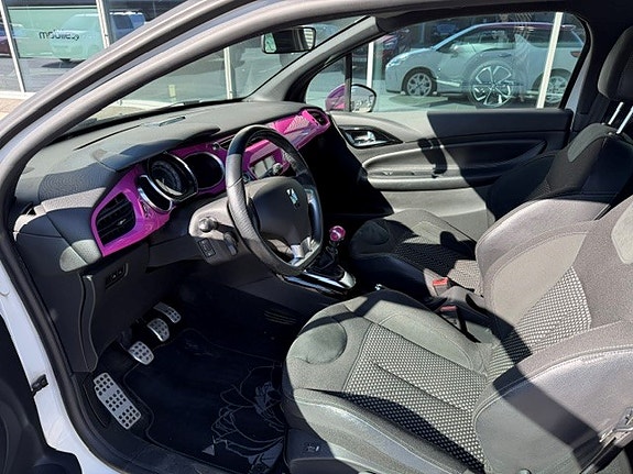 Citroen DS3 7 of 10