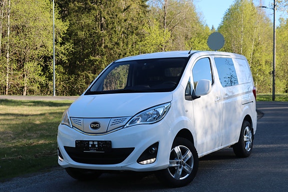 BYD T3
