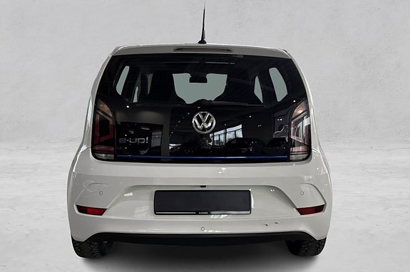 Volkswagen UP! 4 of 5