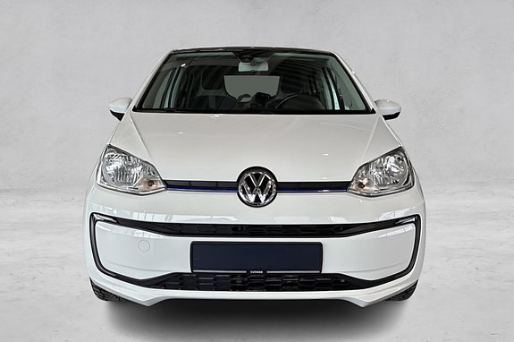 Volkswagen UP! 2 of 5