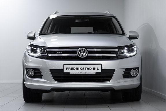 Volkswagen Tiguan 2 of 5