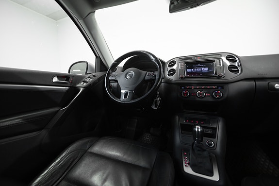 Volkswagen Tiguan 10 of 28