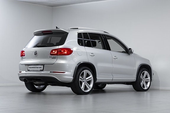 Volkswagen Tiguan 6 of 28