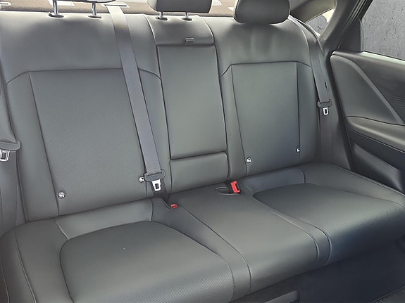 Hyundai Ioniq 6 18 of 23