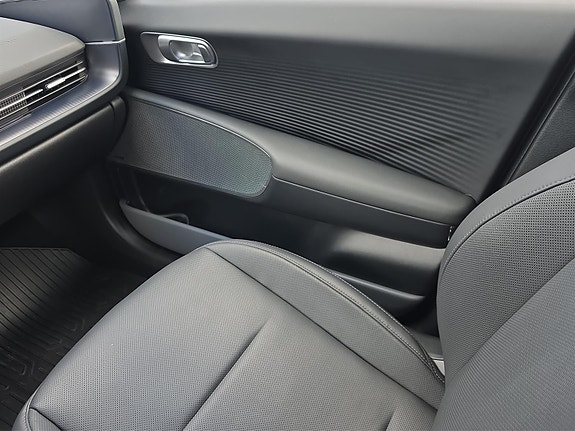 Hyundai Ioniq 6 16 of 23