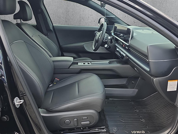 Hyundai Ioniq 6 17 of 23