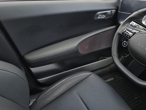 Hyundai Ioniq 6 12 of 23
