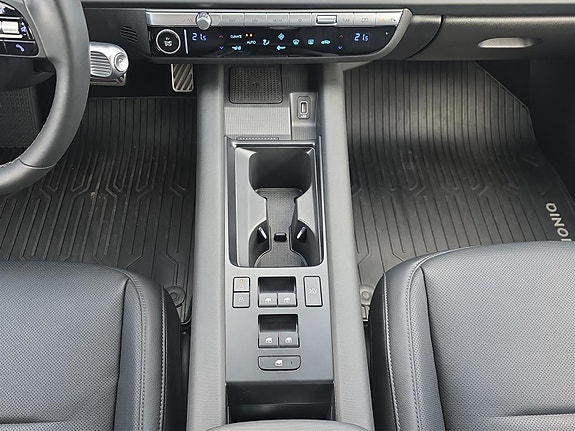 Hyundai Ioniq 6 14 of 23