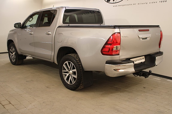 Toyota HiLux 5 of 30