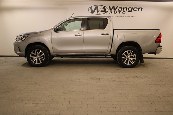 Toyota HiLux 4 of 30