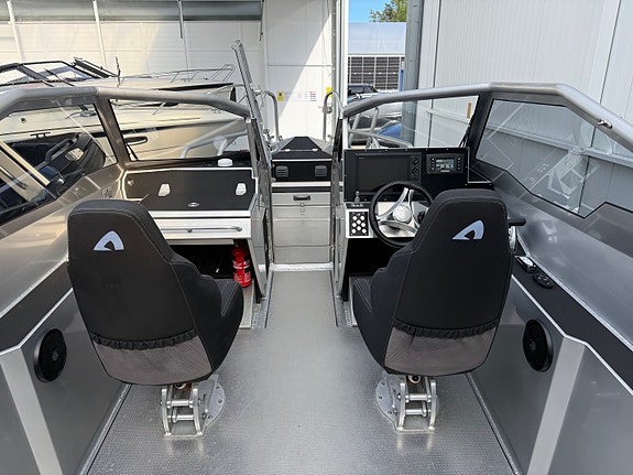 Anytec A27 | Kraftfull Evinrude G2 300 hk | Sportslig og sjøsterk aluminiumsbåt! 24 of 30