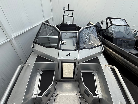 Anytec A27 | Kraftfull Evinrude G2 300 hk | Sportslig og sjøsterk aluminiumsbåt! 14 of 30