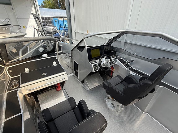 Anytec A27 | Kraftfull Evinrude G2 300 hk | Sportslig og sjøsterk aluminiumsbåt! 25 of 30