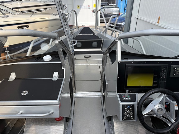 Anytec A27 | Kraftfull Evinrude G2 300 hk | Sportslig og sjøsterk aluminiumsbåt! 19 of 30